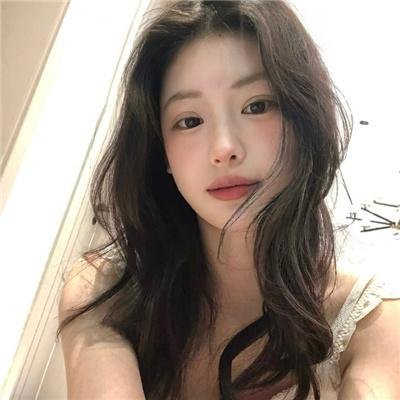 一个叫小小船的男孩